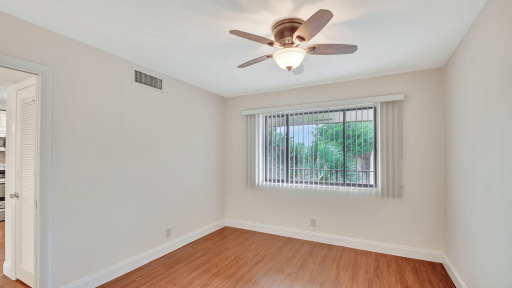 4539 Luxemburg Court - Photo 16