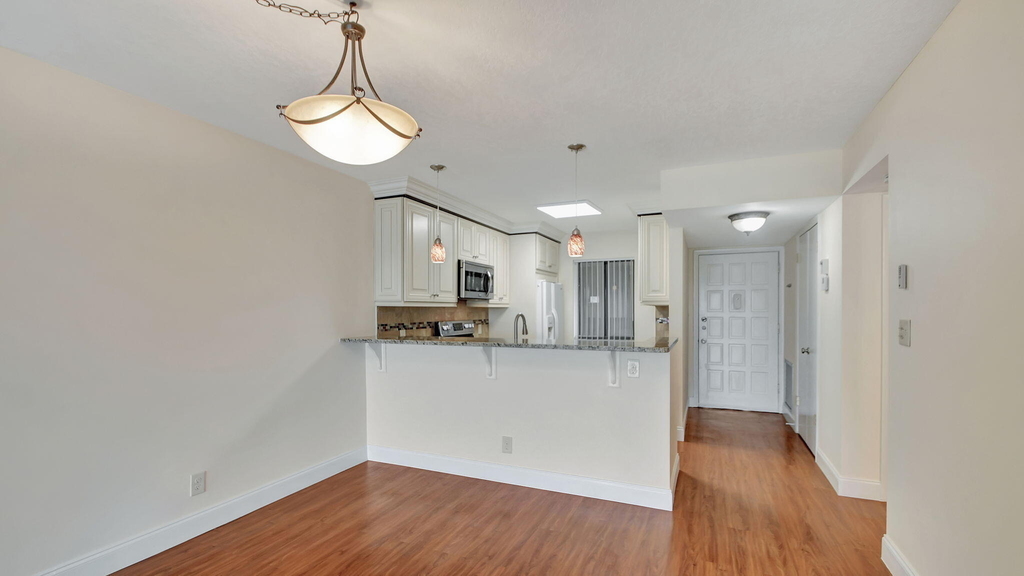 4539 Luxemburg Court - Photo 6