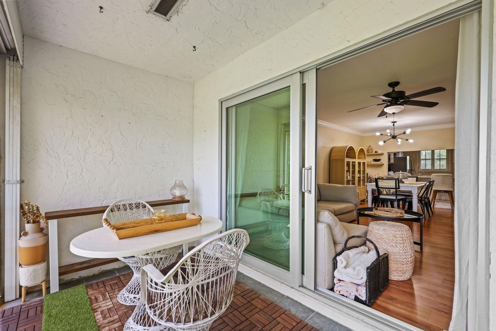 2700 Fiore Way - Photo 18