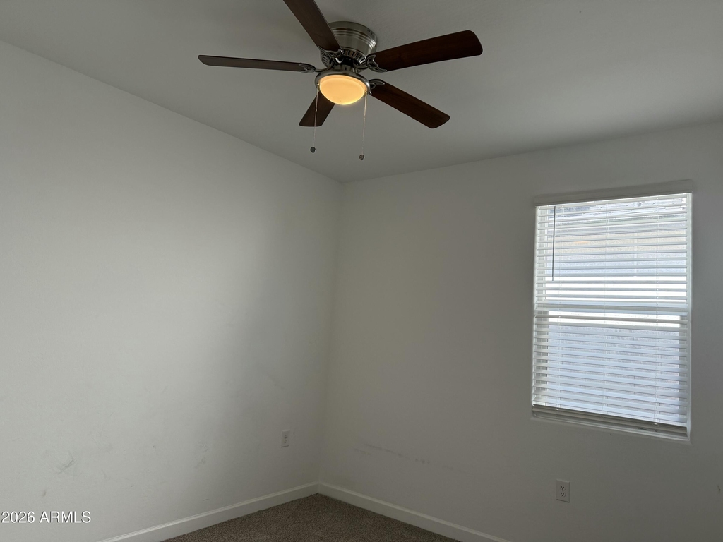 1874 W Starfire Avenue - Photo 3