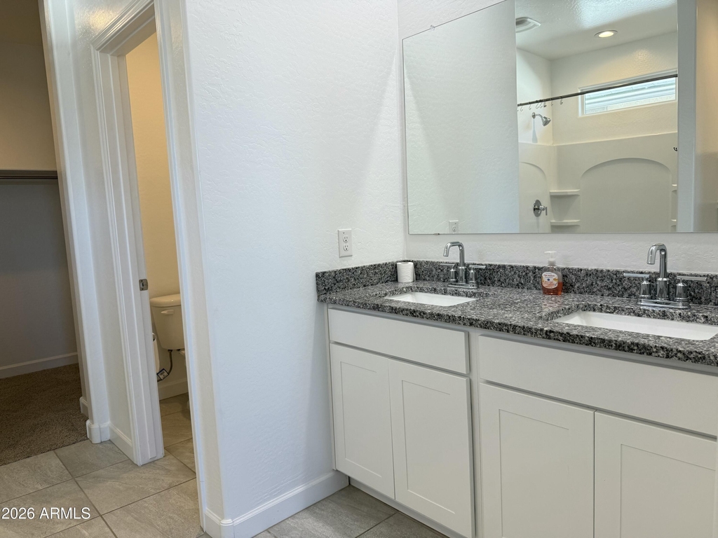 1874 W Starfire Avenue - Photo 5