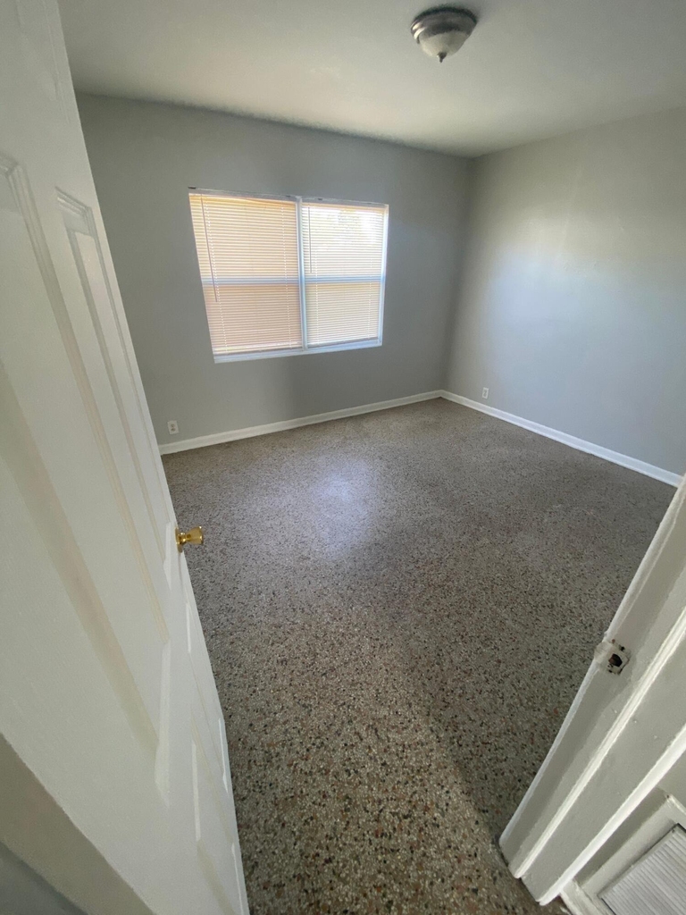 3716 Henry Avenue - Photo 9
