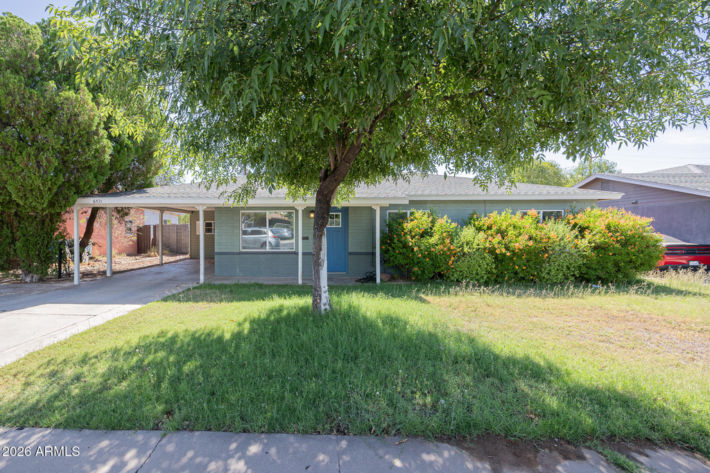 6521 N 19th Drive - Photo 1