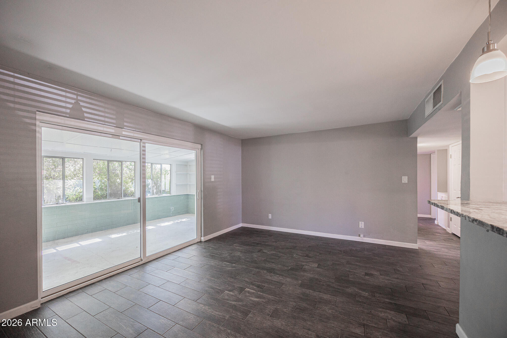 6521 N 19th Drive - Photo 6