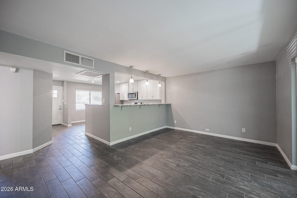 6521 N 19th Drive - Photo 5