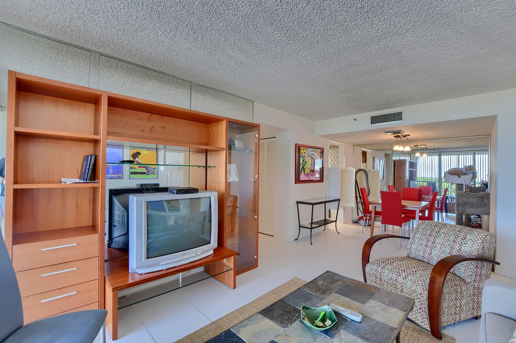 7754 Lakeside Boulevard - Photo 5