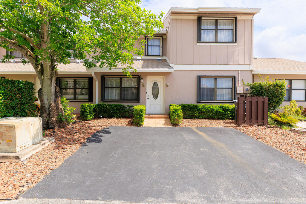 5241 Jog Lane - Photo 24