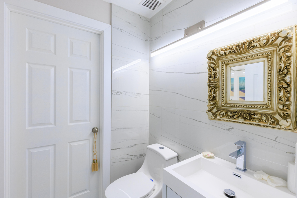 5241 Jog Lane - Photo 7