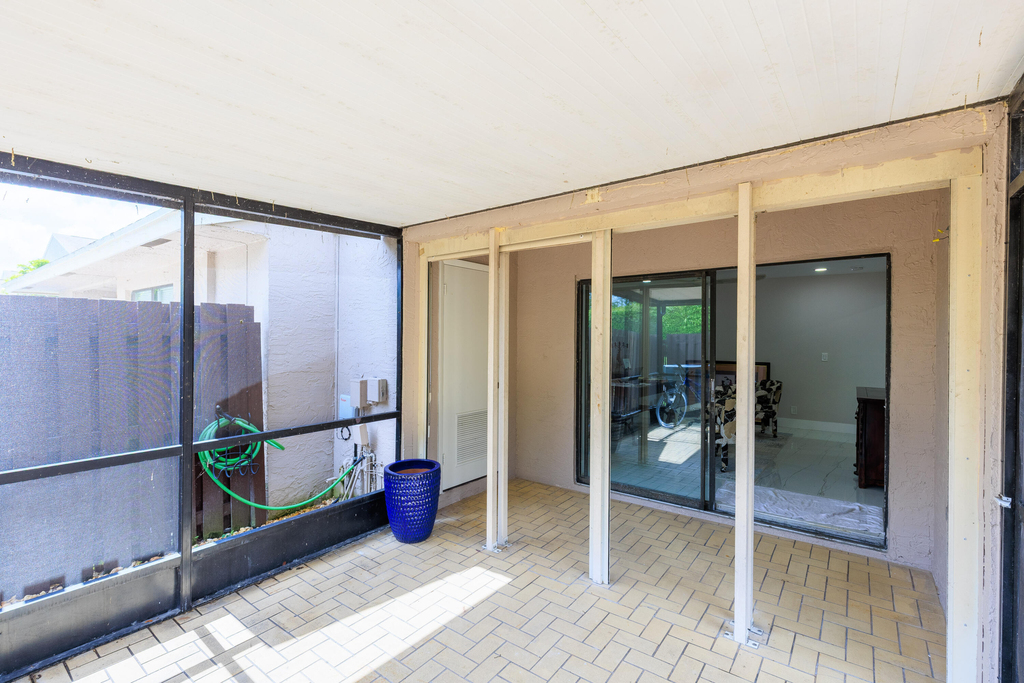 5241 Jog Lane - Photo 14
