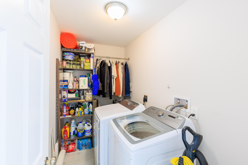 5241 Jog Lane - Photo 9