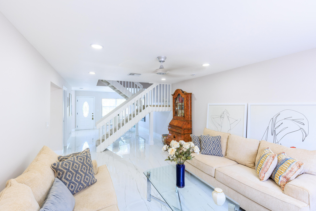 5241 Jog Lane - Photo 5