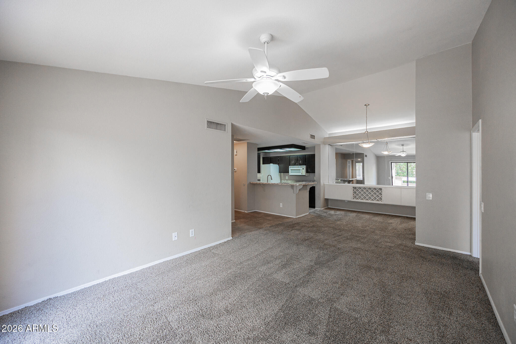 2035 S Elm Street - Photo 2