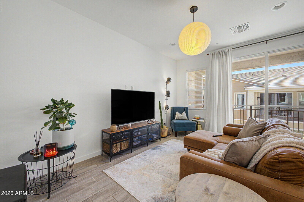 8149 E Petunia Avenue - Photo 2