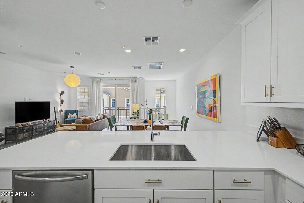8149 E Petunia Avenue - Photo 8