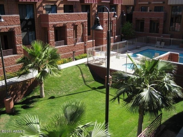 330 S Farmer Avenue - Photo 16