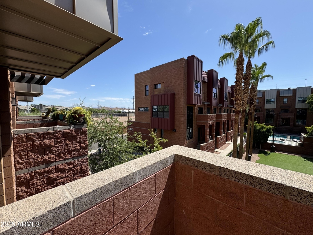 305 S Wilson Street - Photo 35
