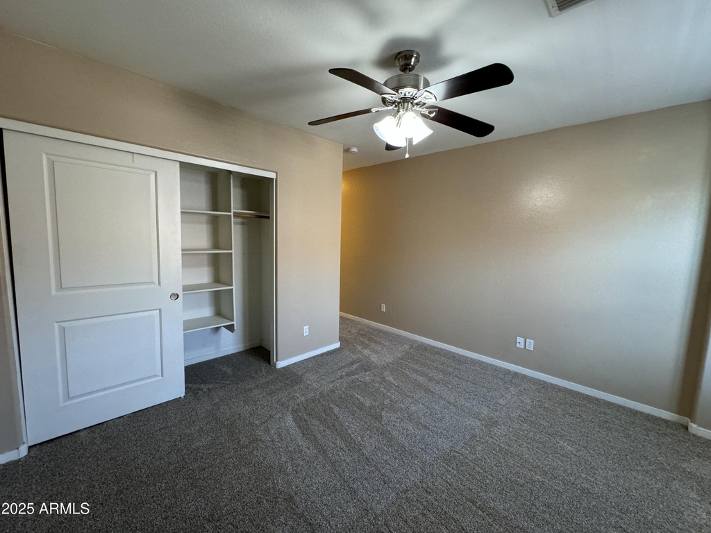 305 S Wilson Street - Photo 11