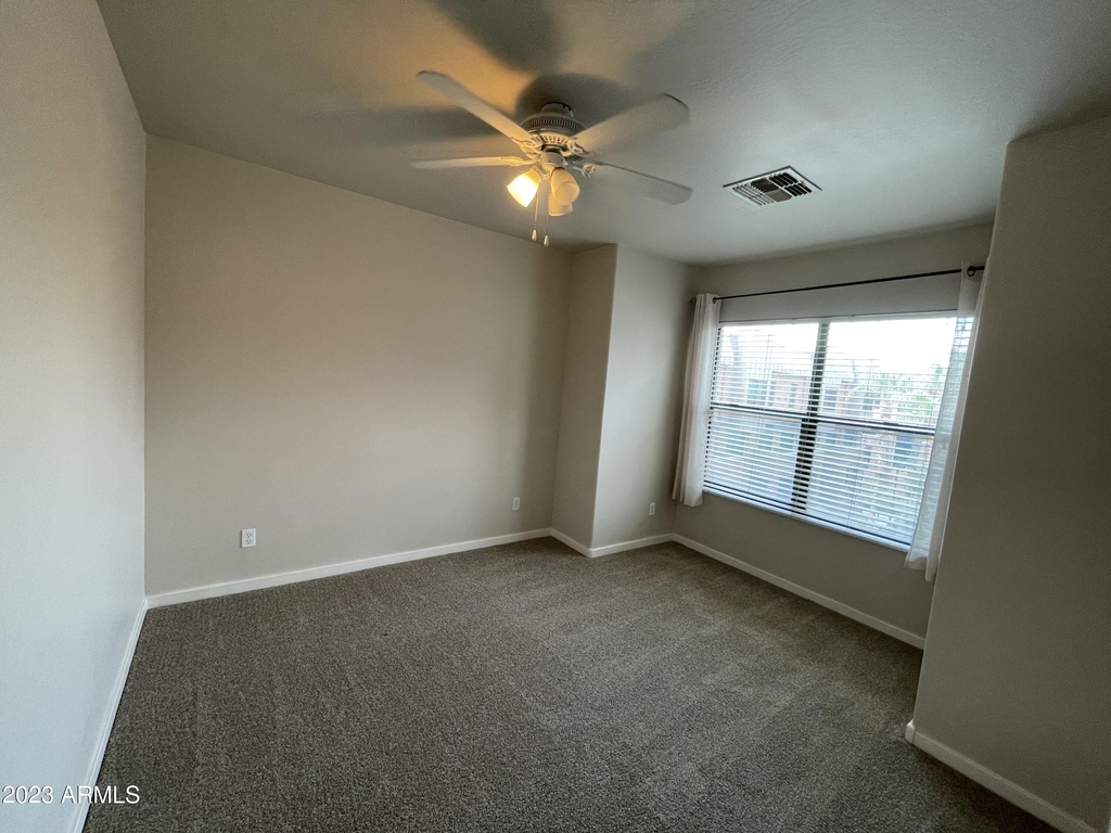 330 S Farmer Avenue - Photo 14