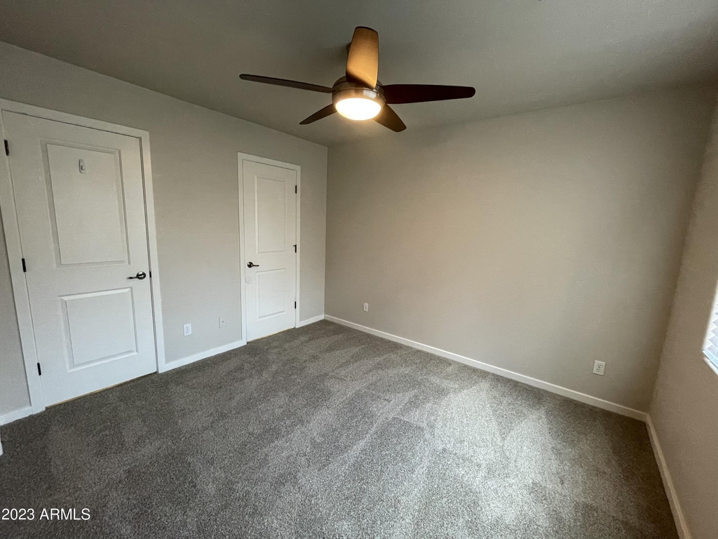330 S Farmer Avenue - Photo 29
