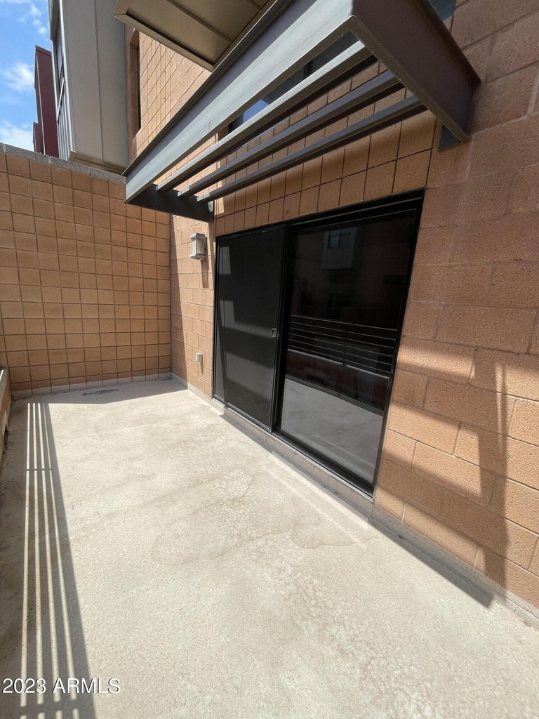 330 S Farmer Avenue - Photo 37