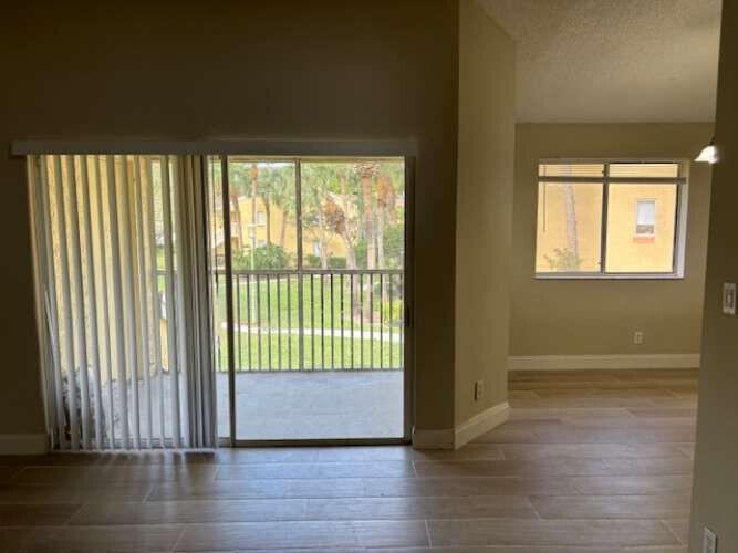 1088 Coral Club Drive - Photo 8