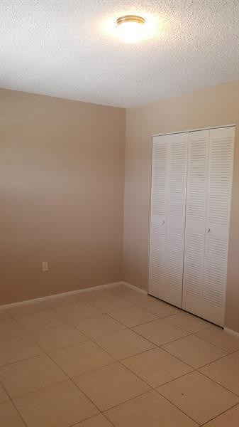 4324 Nw 9th Avenue - Photo 15