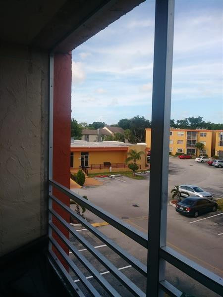 4324 Nw 9th Avenue - Photo 21