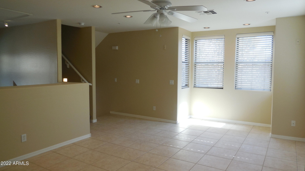 746 S Beck Avenue - Photo 6