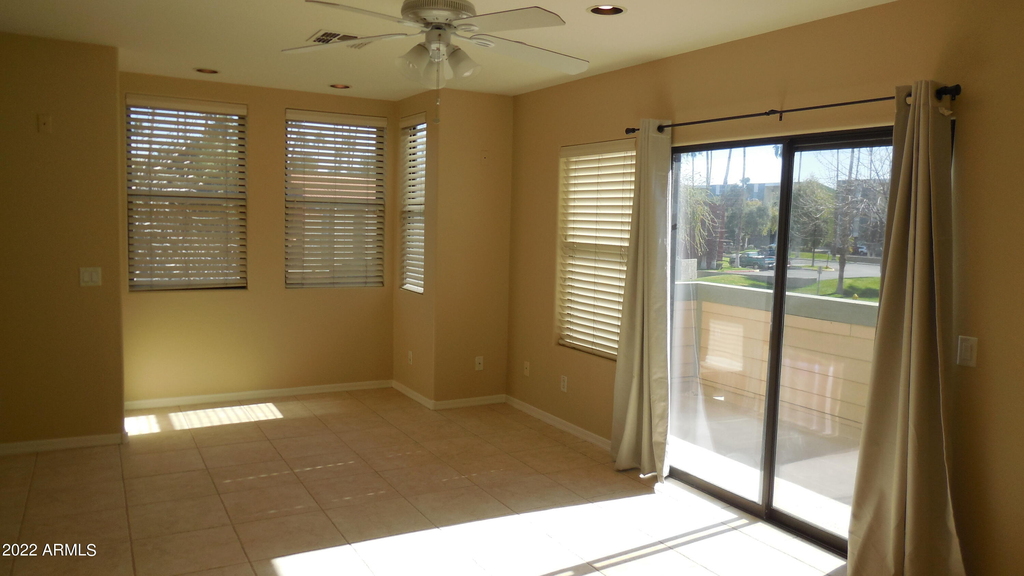 746 S Beck Avenue - Photo 8