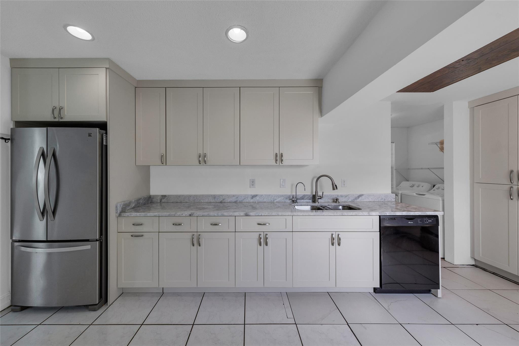 1906 Nw 45th Court - Photo 9