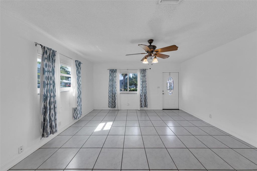 1906 Nw 45th Court - Photo 4