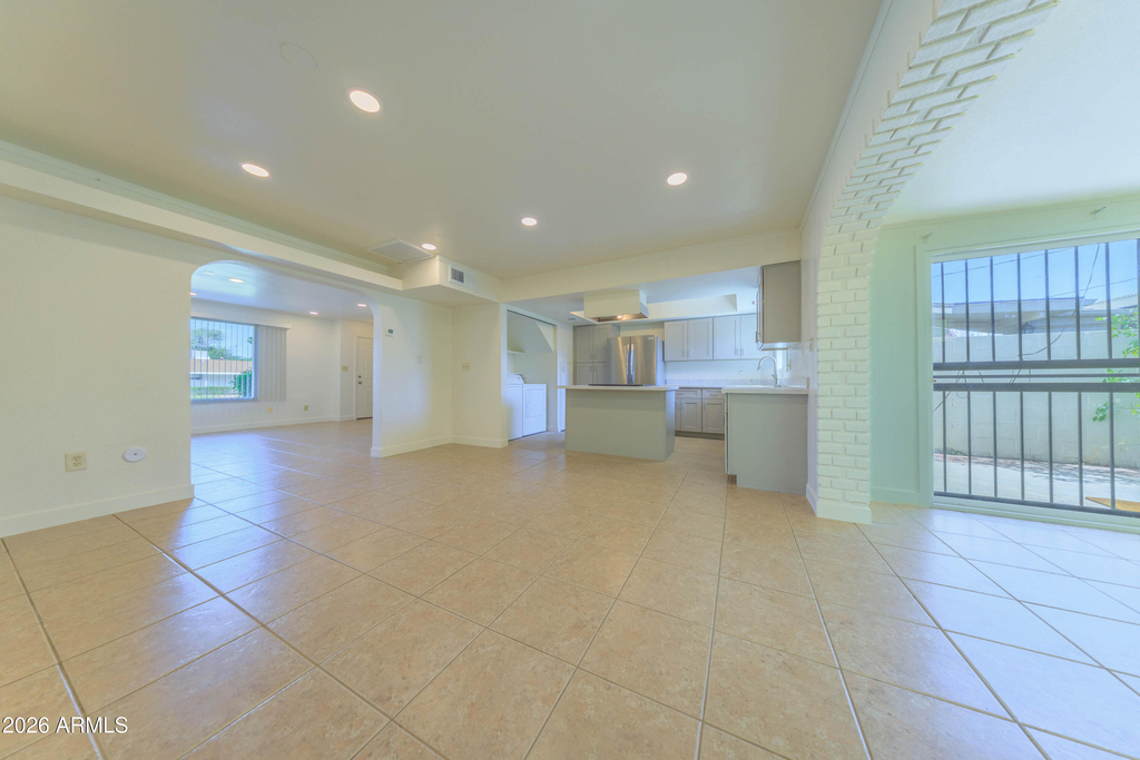 4558 N 15th Avenue - Photo 9