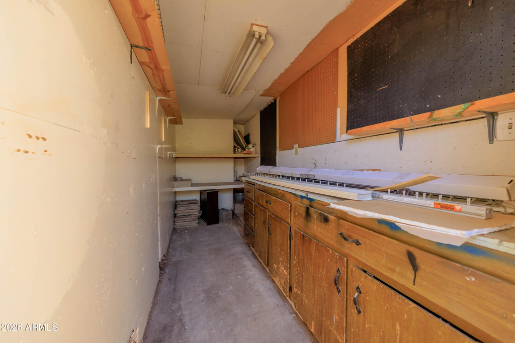 4558 N 15th Avenue - Photo 45