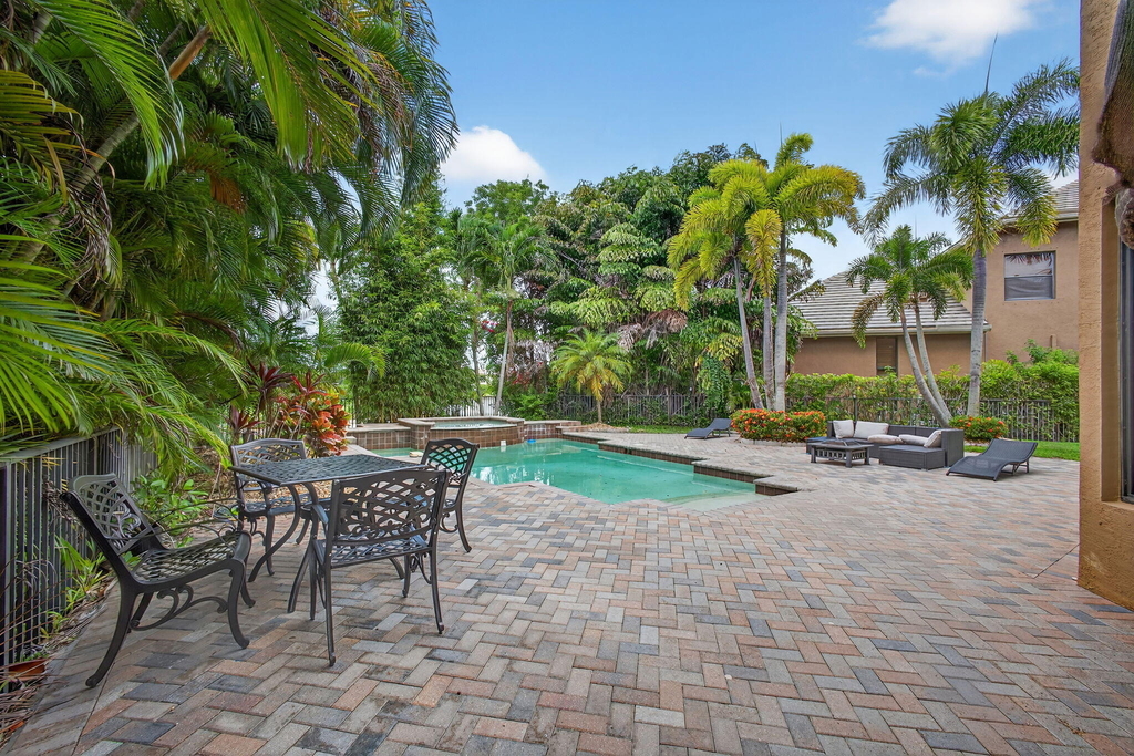 3501 Collonade Drive - Photo 34