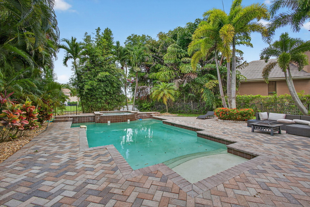 3501 Collonade Drive - Photo 33