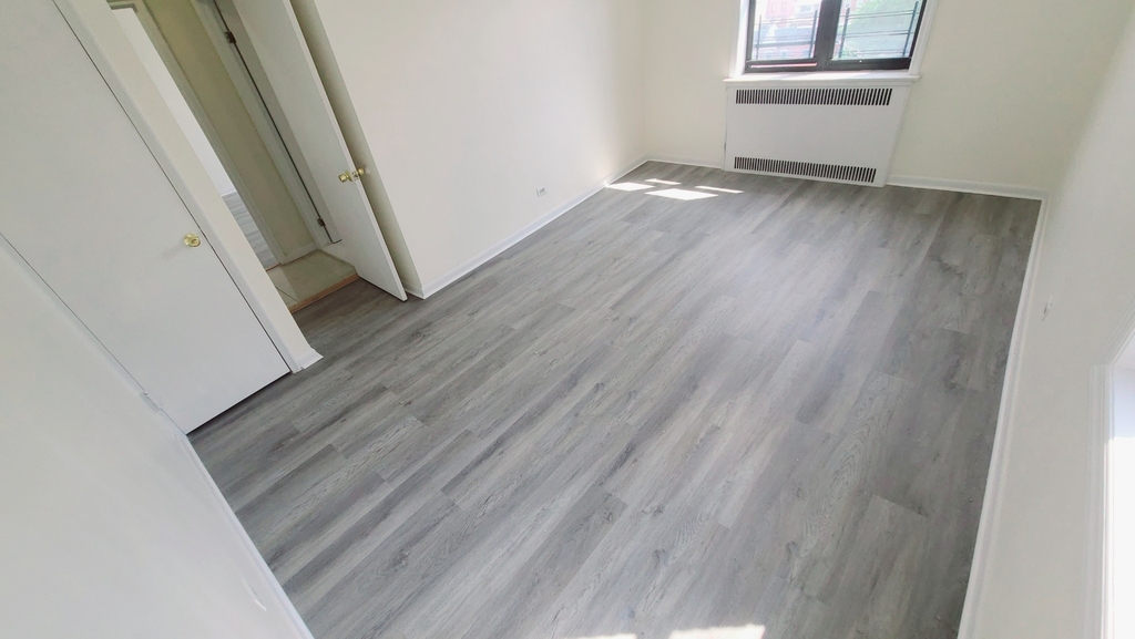 98-76 Queens Boulevard - Photo 10