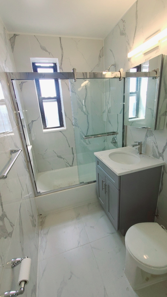 98-76 Queens Boulevard - Photo 12
