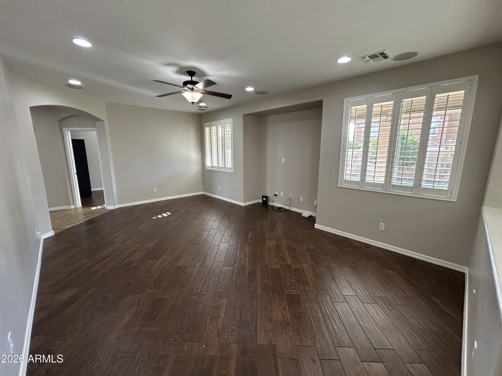 5411 W Rowel Road - Photo 10