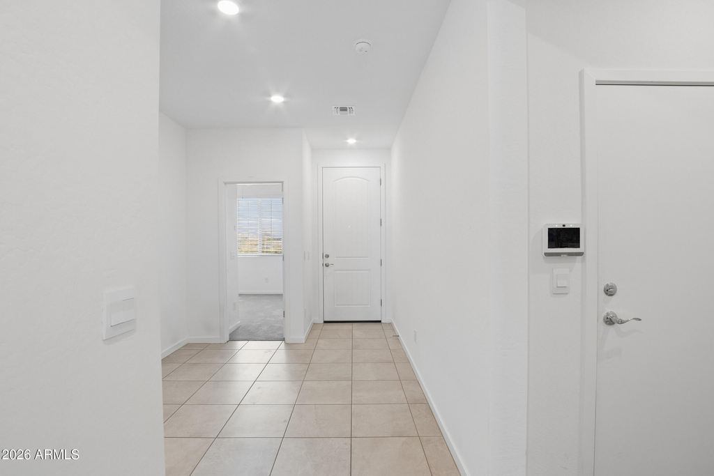 25293 W Wayland Drive - Photo 2