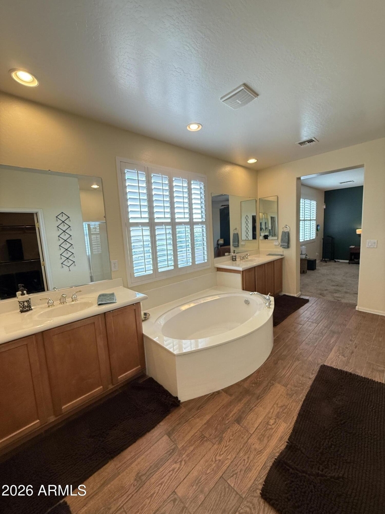 2245 W Clearview Trail - Photo 5