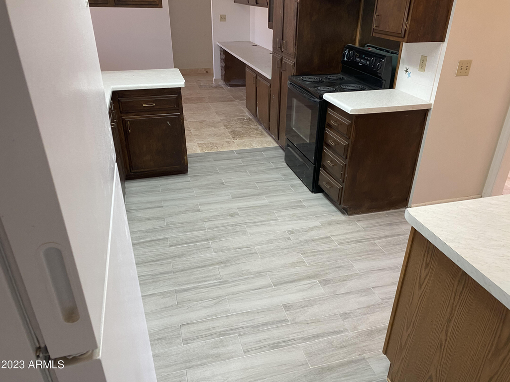 10102 W Andover Avenue - Photo 6