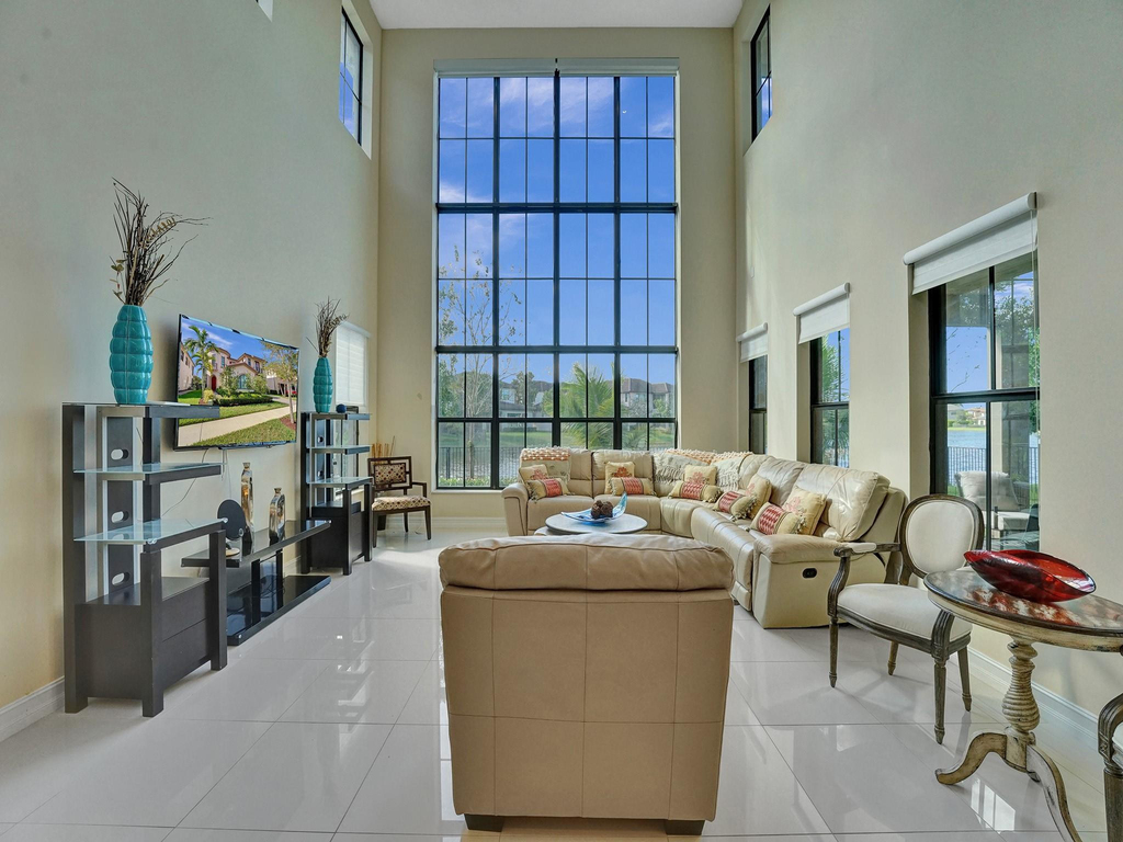 9345 Carrington Avenue - Photo 9
