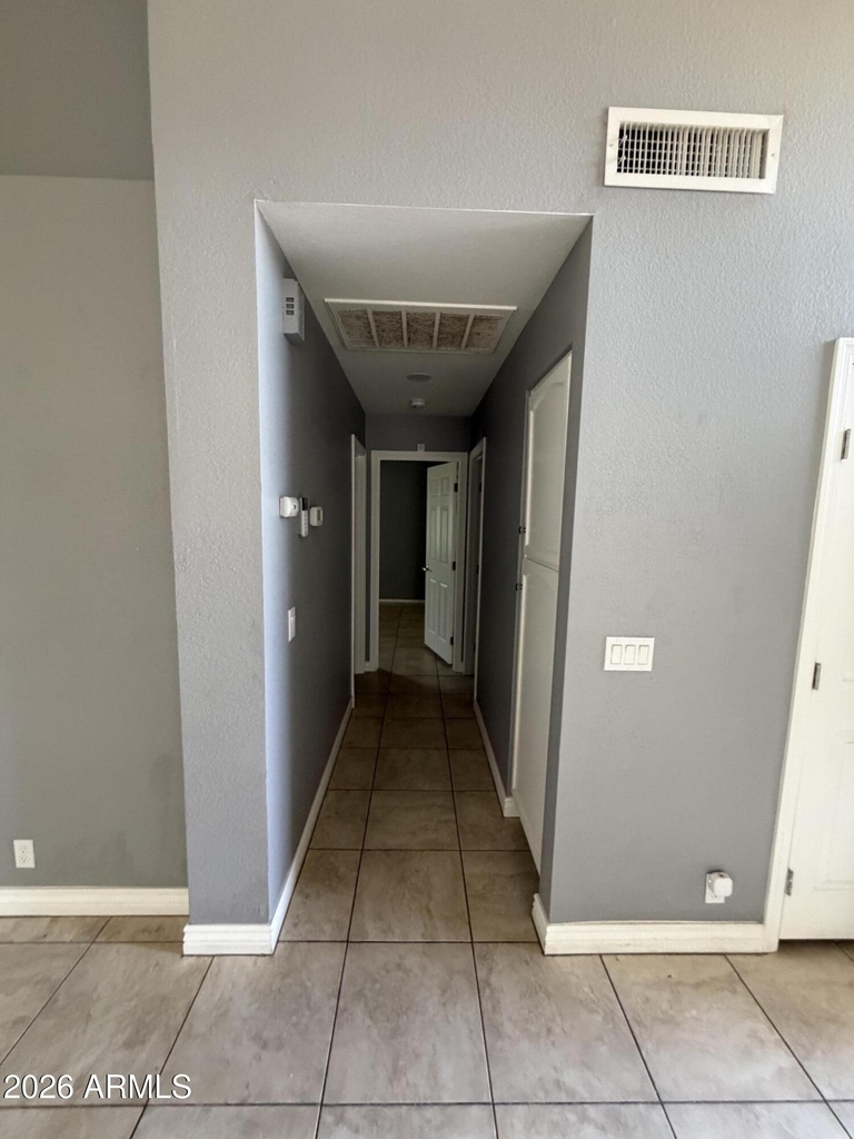 8910 N 114th Avenue - Photo 12