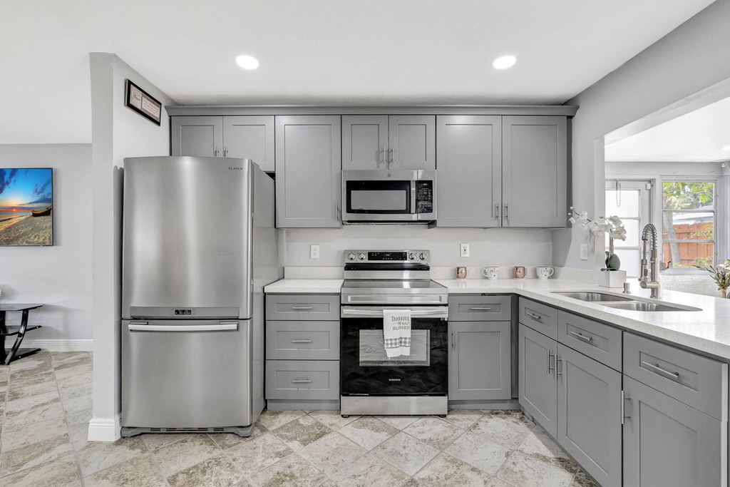 4901 Nw 27th Way - Photo 8