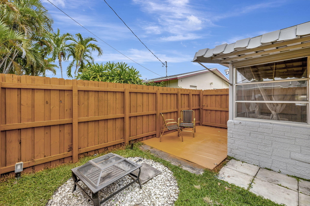 4901 Nw 27th Way - Photo 18