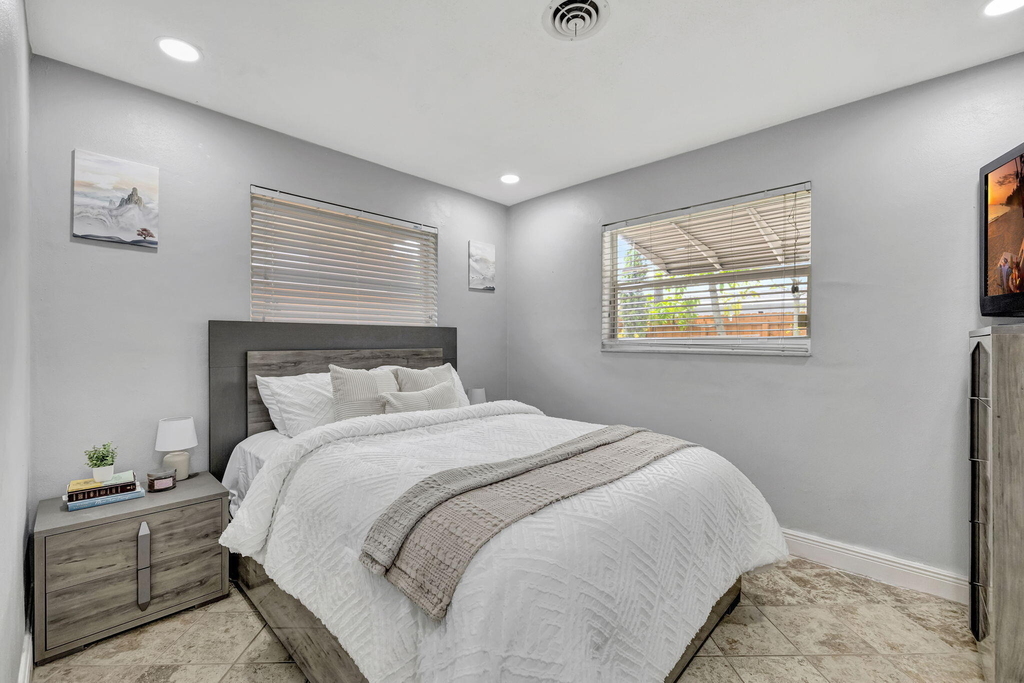 4901 Nw 27th Way - Photo 14