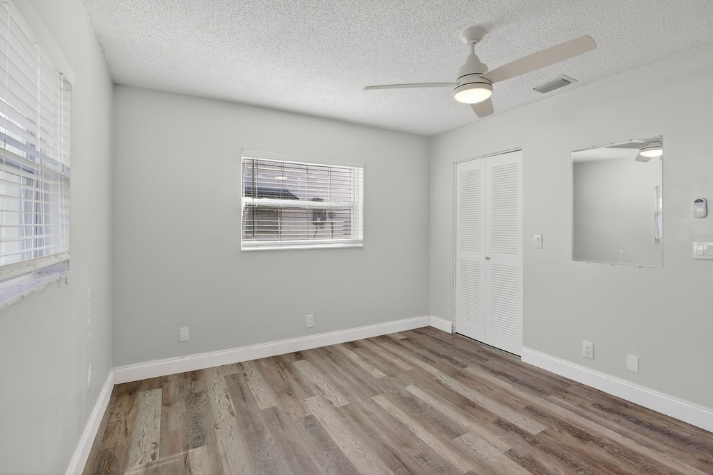 8845 Nw 14th Street - Photo 17