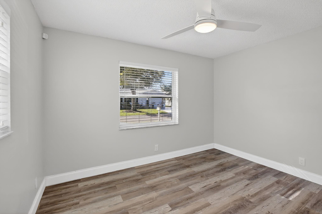 8845 Nw 14th Street - Photo 27
