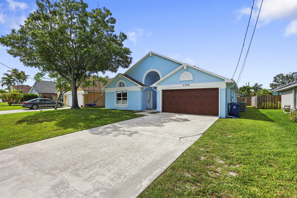 6238 Pompano Street - Photo 2