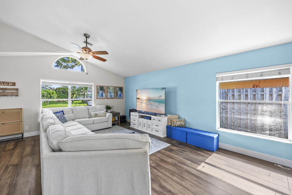 6238 Pompano Street - Photo 9